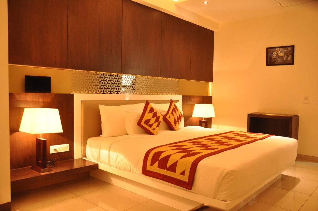 Hotel The Taj 3*